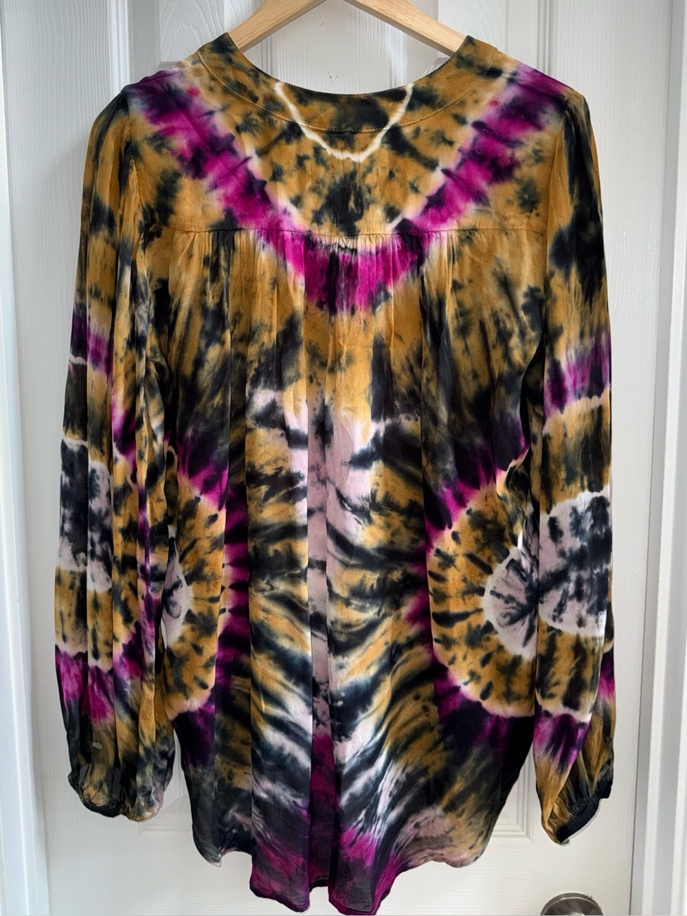 YFB Susan Tie Dye Long Sleeve Tunic Top M Multico Boho Artsy Flowy Resort Chic - Picture 4 of 9